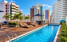D8 Hotel